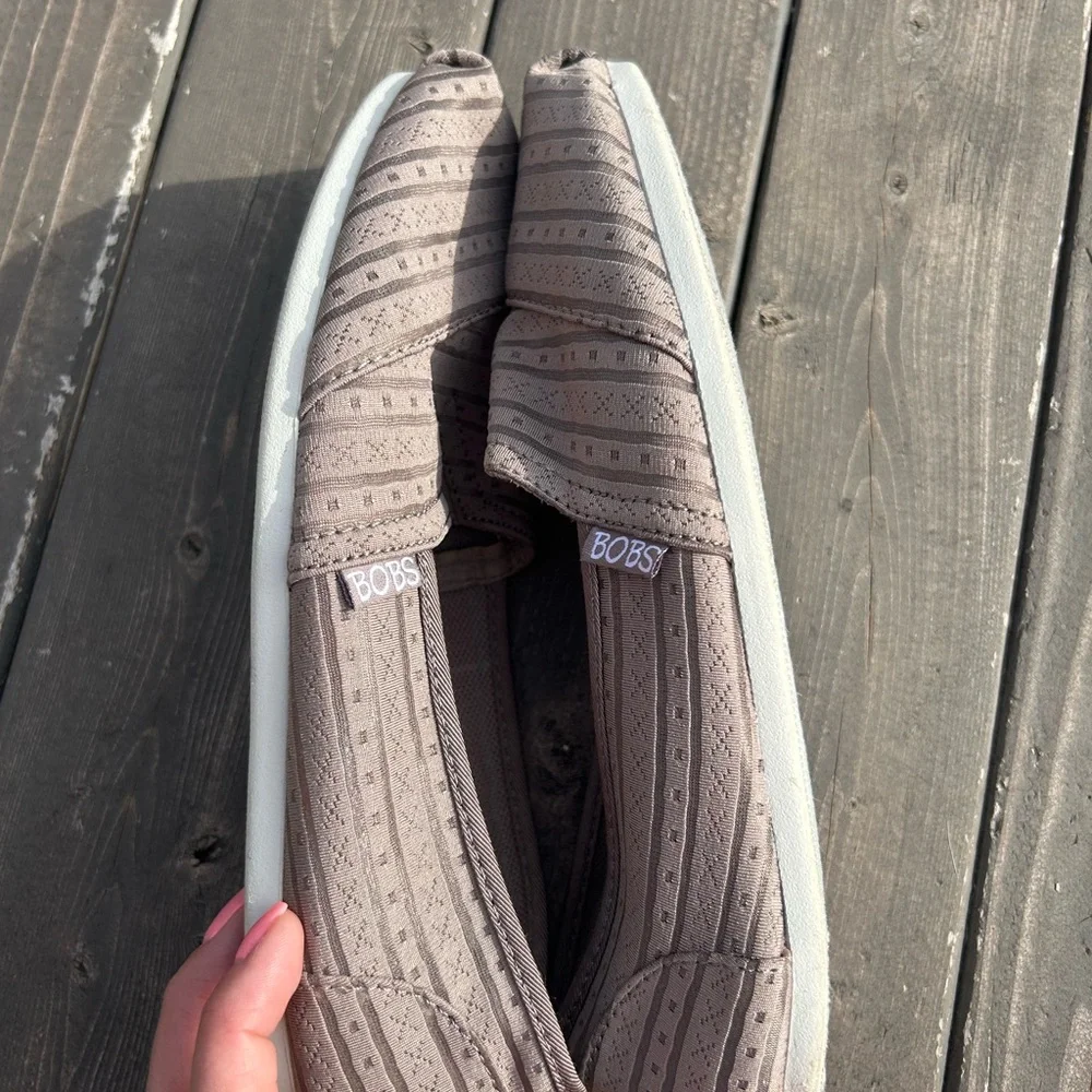 Bobs By Skechers Women Sz 9 M Brown Nude Flat Fabric Shoes Comfort Shoe - Picture 10 of 11